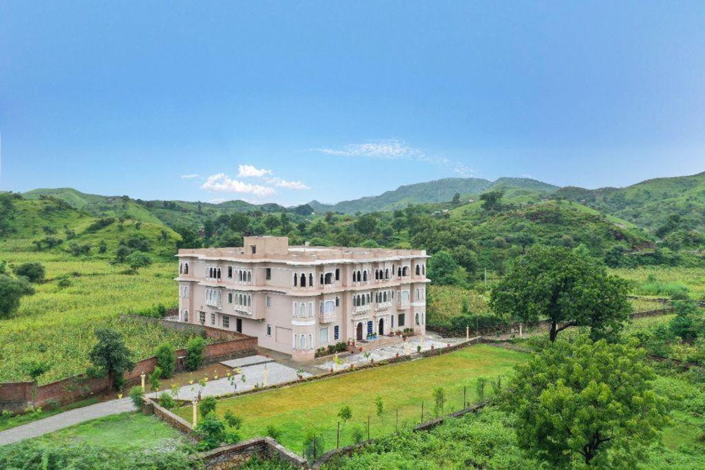 Jag Aravali Resort Udaipur By Naina Staycation - Best For Corporate Events - Family Parties - Mice Exterior foto