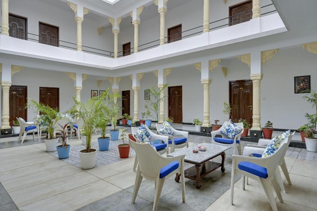Jag Aravali Resort Udaipur By Naina Staycation - Best For Corporate Events - Family Parties - Mice Exterior foto