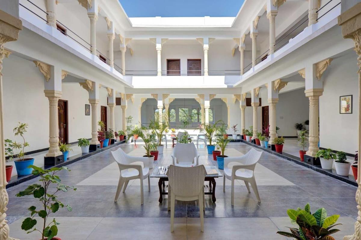 Jag Aravali Resort Udaipur By Naina Staycation - Best For Corporate Events - Family Parties - Mice Exterior foto