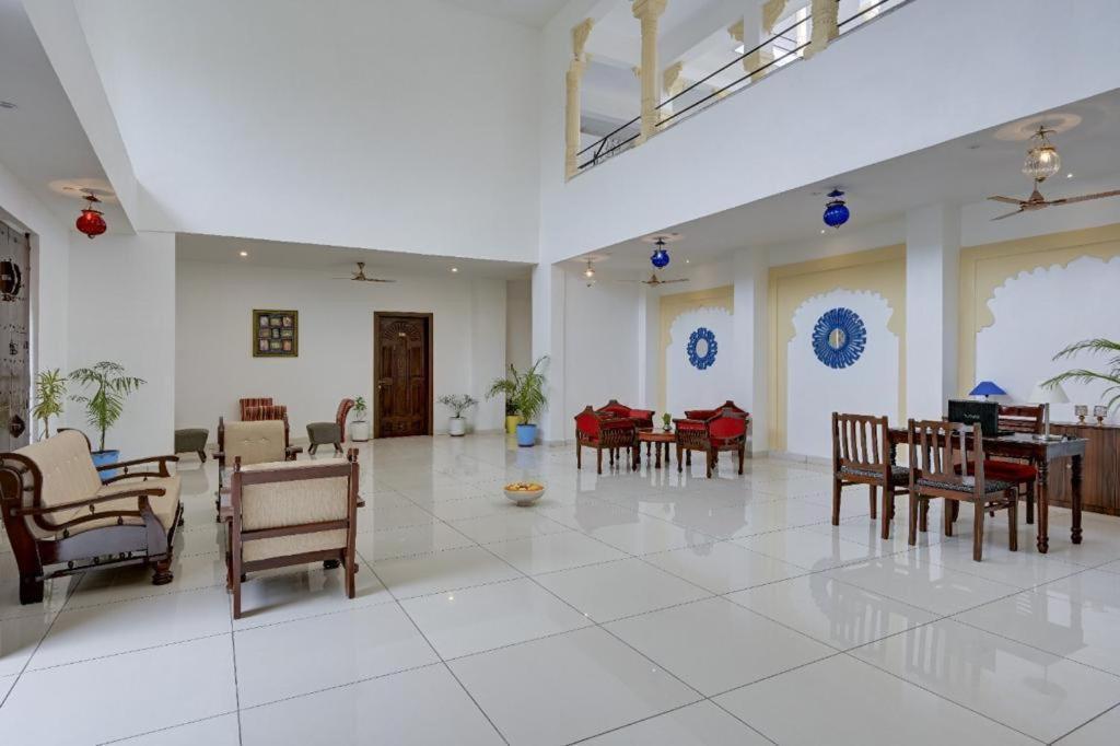 Jag Aravali Resort Udaipur By Naina Staycation - Best For Corporate Events - Family Parties - Mice Exterior foto