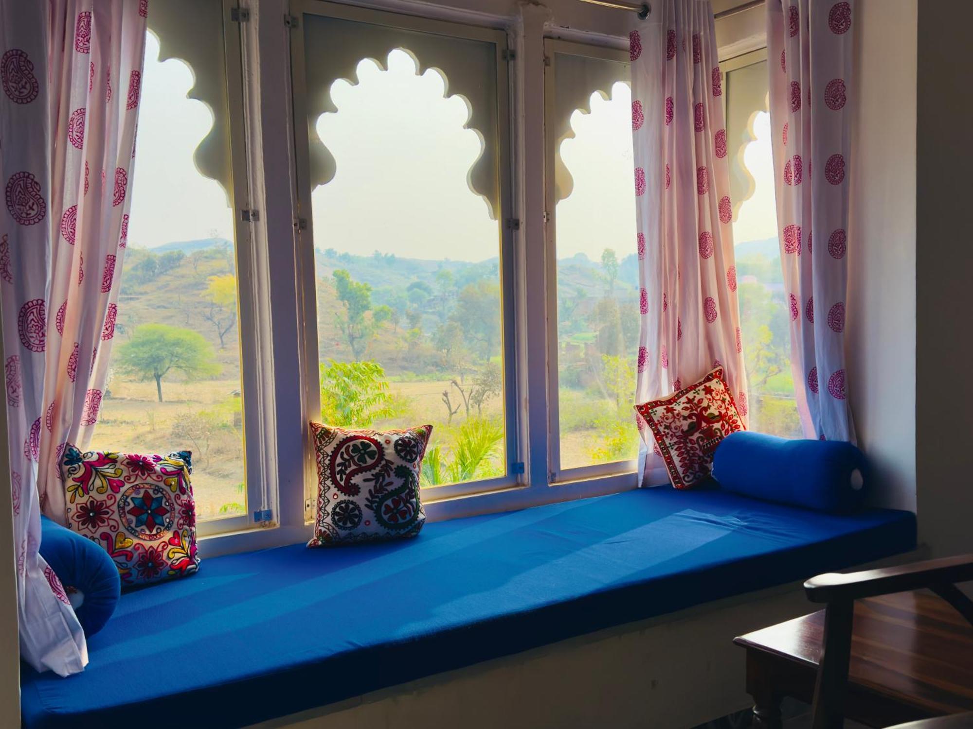 Jag Aravali Resort Udaipur By Naina Staycation - Best For Corporate Events - Family Parties - Mice Exterior foto